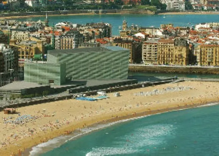 Beach Donosti Сан-Себастьян